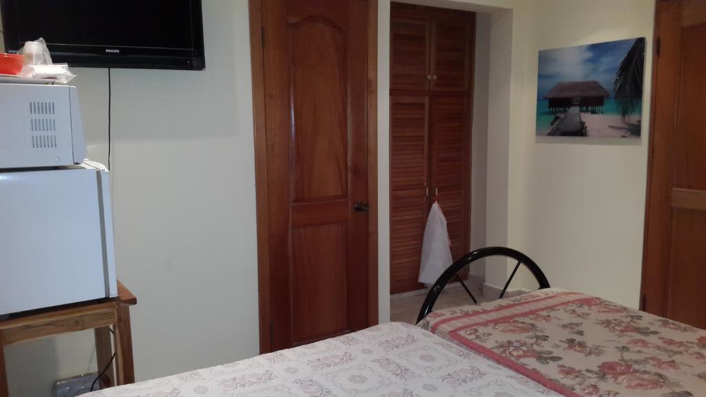 Hostal Bocas Tropical Paradise Bocas del Toro Habitación foto